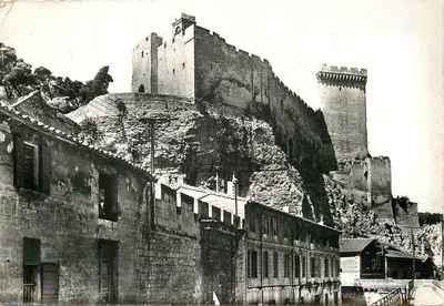 Beauchâtel (Gard) — O Castelo — Éditions S.L. 157, Lyon