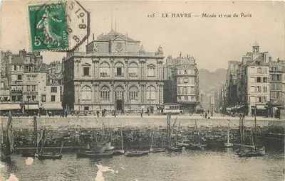 Le Havre — Museu e rua de Paris — Editor: Dod Angerie