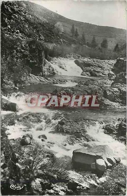 Pont-de-Montvert (Lozère) — Cataratas e Gouffre de l'Oule — Fot. Cim
