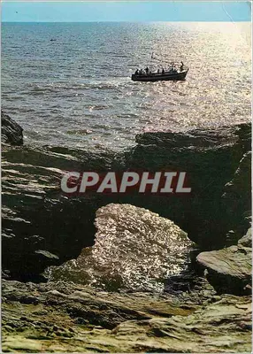 Costa rochosa com barco — La Rochelle — Editor: Les Éditeurs du Gaber