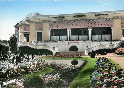 Vittel — O Casino — A. Bluysen, arquiteto