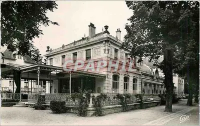 Néris-les-Bains - O Casino — Fachada e Pátio — Réal-Photo