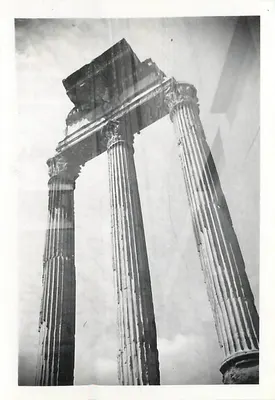 Templo de Júpiter em Roma — vista das colunas — 6447A