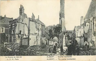 Albert — Bairro bombardeado — L. C. H. Paris