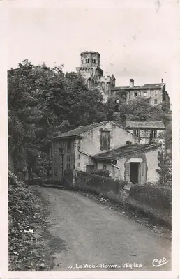 Le Vieux-Royat — A Igreja — C.A.P. — n°10
