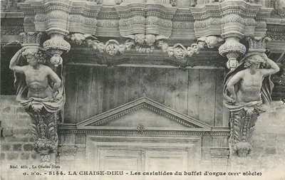 La Chaise-Dieu — Les cariatides du buffet d'orgue (xvii<sup>e</sup> siècle) — G. D'O. n° 5144