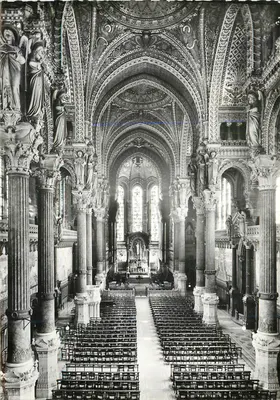 Basílica Nossa Senhora da Fourvière — A Grande Nave e o Coro — Edições Céillard, Lyon