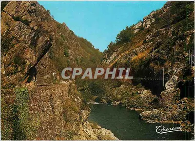Chouand — Vista do canyon da Nive — Éditions Chouand