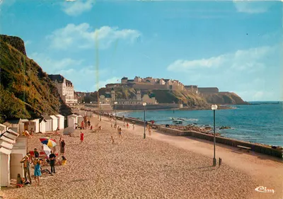Granville (50) — A Praia — Cinq