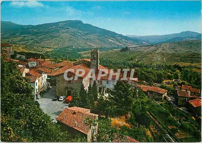 S. Fiora — Vista do vilarejo e da igreja — Moraicolore