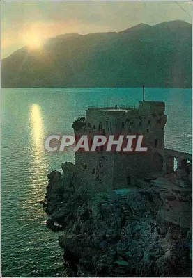 Torre Normanna (Terni) — vista do castelo sobre o lago — editor RotastampaColor - Terni