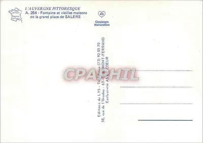 Fontanna i stare domy na głównej placu SALERS — Piekna Auvergne — Wydawnictwo LYS — Rewers