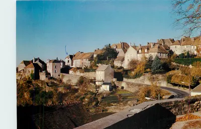 Saint-Benoît-du-Sault — Vista panorâmica dos antigos muros — Sociedade de Agência e Difusão Vichy