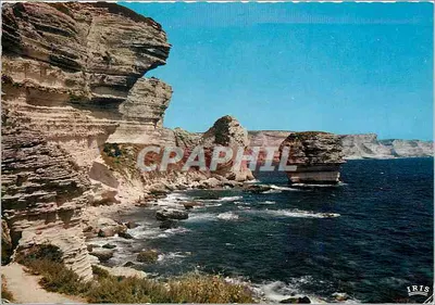 Le Scogliere — Bonifacio — Edizioni IRIS