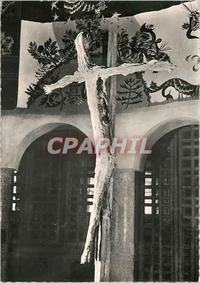 Igreja Nossa Senhora de Toda Graça — O Cristo (G. Richier) — Edições locais de Assy