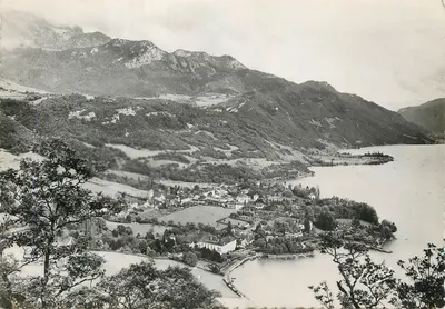 Talloires e o lago — vista panorâmica — Edições R. BruyAUD — n° 121