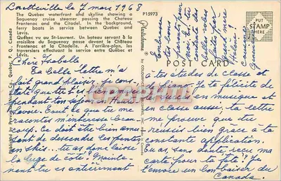 Québec — widok brzegu z Zamekiem Frontenac i statkiem turystycznym — wydawca P15973 — Rewers