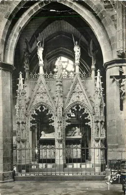 Treguier (C.-du-N.) — Kathedrale, Grabmal des heiligen Yves, Museum Renan, Klausur — Les Éditions d'Art