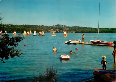 Neuviac (Corrèze) — O camping, o clube de vela — Editions CAP Théouiac, n°15