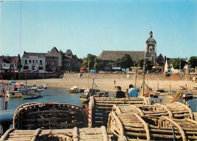 Piriac-sur-Mer — Porto breton com igreja e barcos — Éditions Pierre ArtAUD & Cie