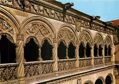 Colégio de San Gregorio — Claustro Alto — Edições Arribas