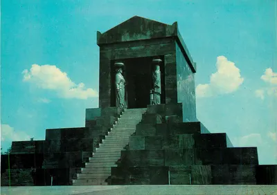Belgrado — Avala; Monumento ao Soldado Desconhecido — Ivan Maštrović