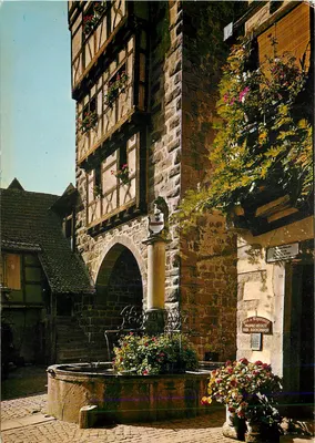 Riquewihr — Fontaine de la Sinne e o Dolder — Edições Dasselier