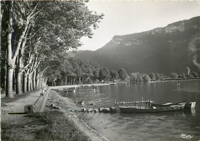 Nantua (Ain) — Passeio pelo Lago e o Sinal — Foto Georges Griot