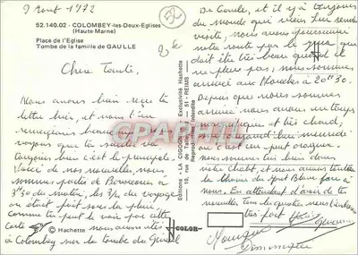 Colombey-les-Deux-Églises — vista delle due chiese — Edizioni Hachette — Verso