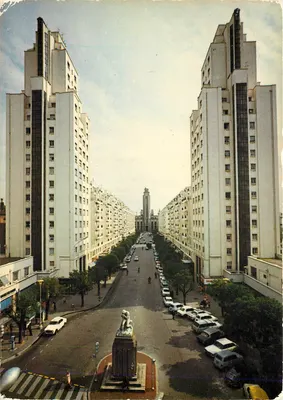 As Torres dos Rascadores e a Avenida H. Barbousse — Villeurbanne — Edições J. Callard