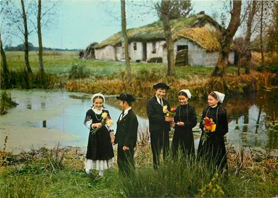 Kinderen van de boeren — La Vendée Folklorique — Uitgave Vieux-Chouan