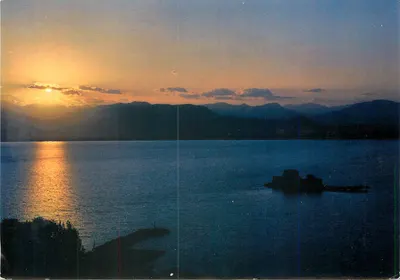 Nauplia — pôr do sol no golfo — DELTA editor, n° S03