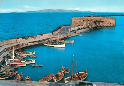 Héraclion — O pequeno porto — Editor Héraclion & Yios, n° 195