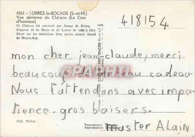 LORREZ-le-BOCAGE (S.-et-M.) — Vista aérea del Castillo (La Cour d'honneur) — Ediciones Delion — Reverso