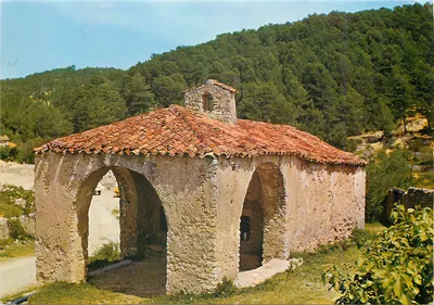 Capela de Saint-Honorat — Lorgues (Var) — editor não visível