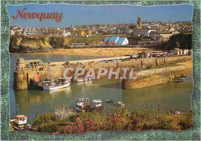 Newquay — vista do porto e da praia — Publicado por John Hinde (U.K.) Ltd, Redruth, Cornwall
