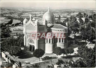 Penne-d'Agenais (Lot-et-Garonne) — Nossa Senhora de Peyragude — Vista Aérea — Foto Delvire