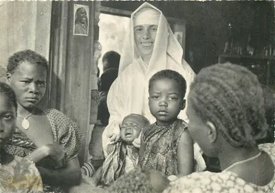 Missão de Kahemba (Congo Belga) — dispensário — Missionários da Providência de Cahen (França)