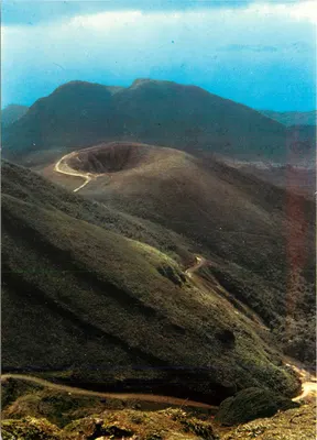Massif da Soufrière — Montanhas vulcânicas — SCANDINEXIM, Ltd. S.059-GUADELOUPE