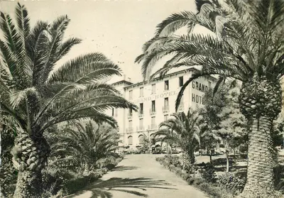 O Grande Hotel — Cavalaire-sur-Mer — Éditions Suggési