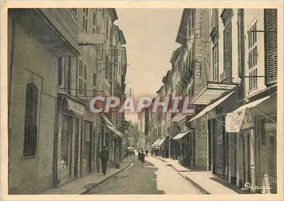 Draguignan — Rue Nationale — Foto de Leyronnas, 19, rue Nationale, Draguignan