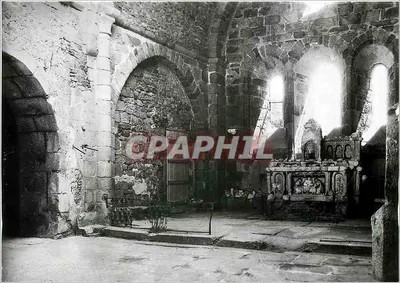 Oradour-sur-Glane — Igreja destruída em 10 de junho de 1944 — CAISSE NATIONALE DES MONUMENTS HISTORIQUES