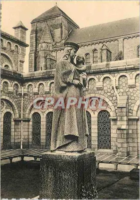 Estátua da Virgem do Préau — Abadia de Nossa Senhora de Thymadeuc — Bréhan-Loudéac (Morbihan)