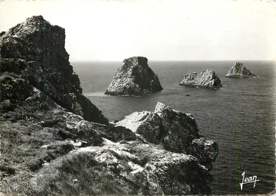 Os Montes de Feijão — Camaret (Finistère) — Les Éditions Jean