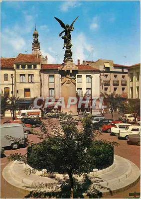 Place do Monumento aos Mortos — Frontignan (Hérault) — Sociedade das Cartas Postais PA-POUX