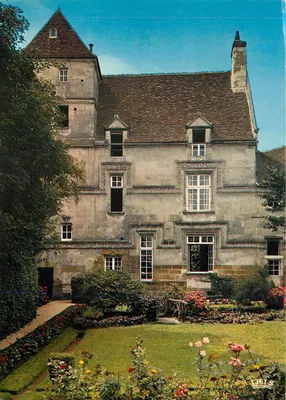 Mortagne-sur-Gironde — A Casa dita de Henri IV — Lumicap
