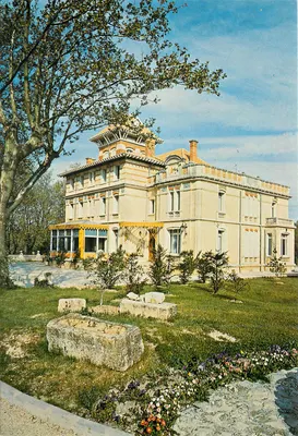 Mousquet - O Castelo — Casa de Férias — Éditions de Provence G.A.L.