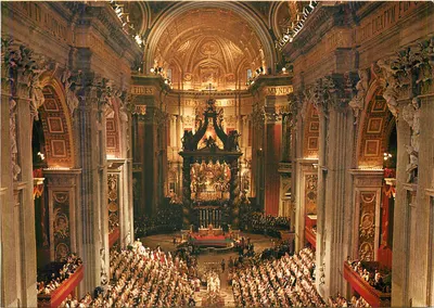 Interior da Basílica de São Pedro — Roma — editor Garame Milano