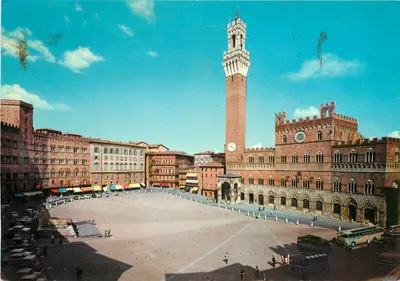 Piazza del Campo — Siena — Editor M. Romboni, n° 42