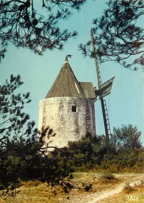 Moinho de Daudet — Fontvieille (Bouches-du-Rhône) — Editora IRIS, n° 13.38/16
